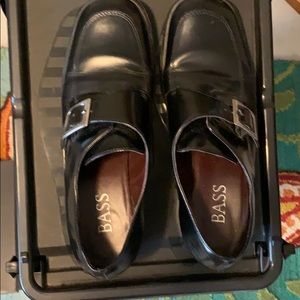 Bass dress Shoes.  Great used condition